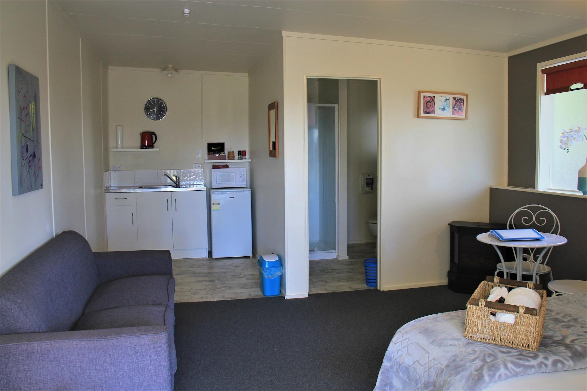 Motel Hideaway Of 4*